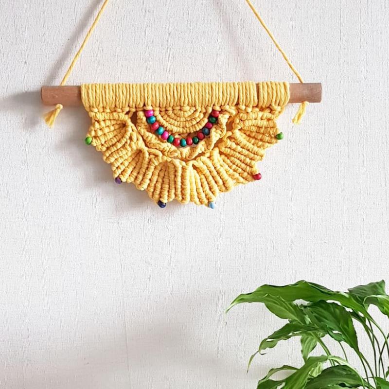 Makrome Çocuk Odası Duvar Süsü Boncuklu Sarı 35 cm